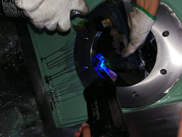 MT（磁粉探傷検査）